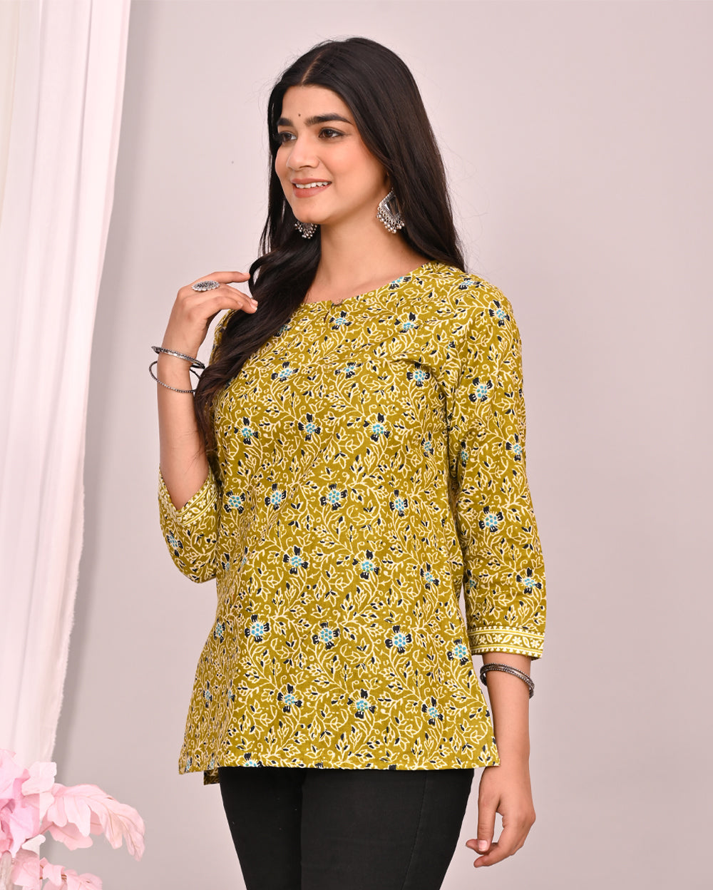 Short Kurti for Women - Buy Short Kurtis Online in India | Abhishti