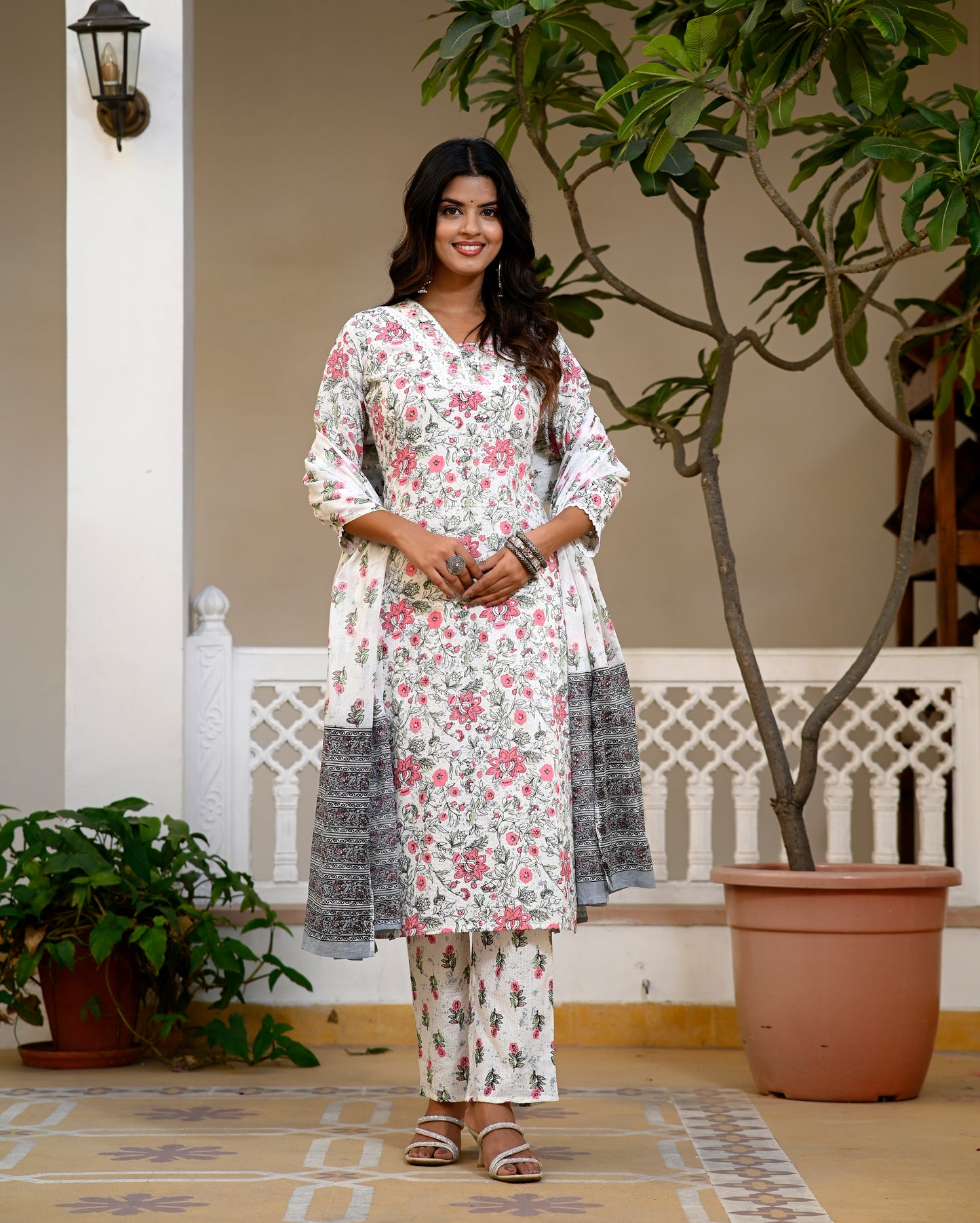 Cotton Straight Kurta pat Suit Set with Mull Mull Dupatta